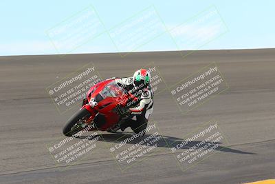 media/Nov-05-2022-SoCal Trackdays (Sat) [[f8d9b725ab]]/Bowl (1145am)/